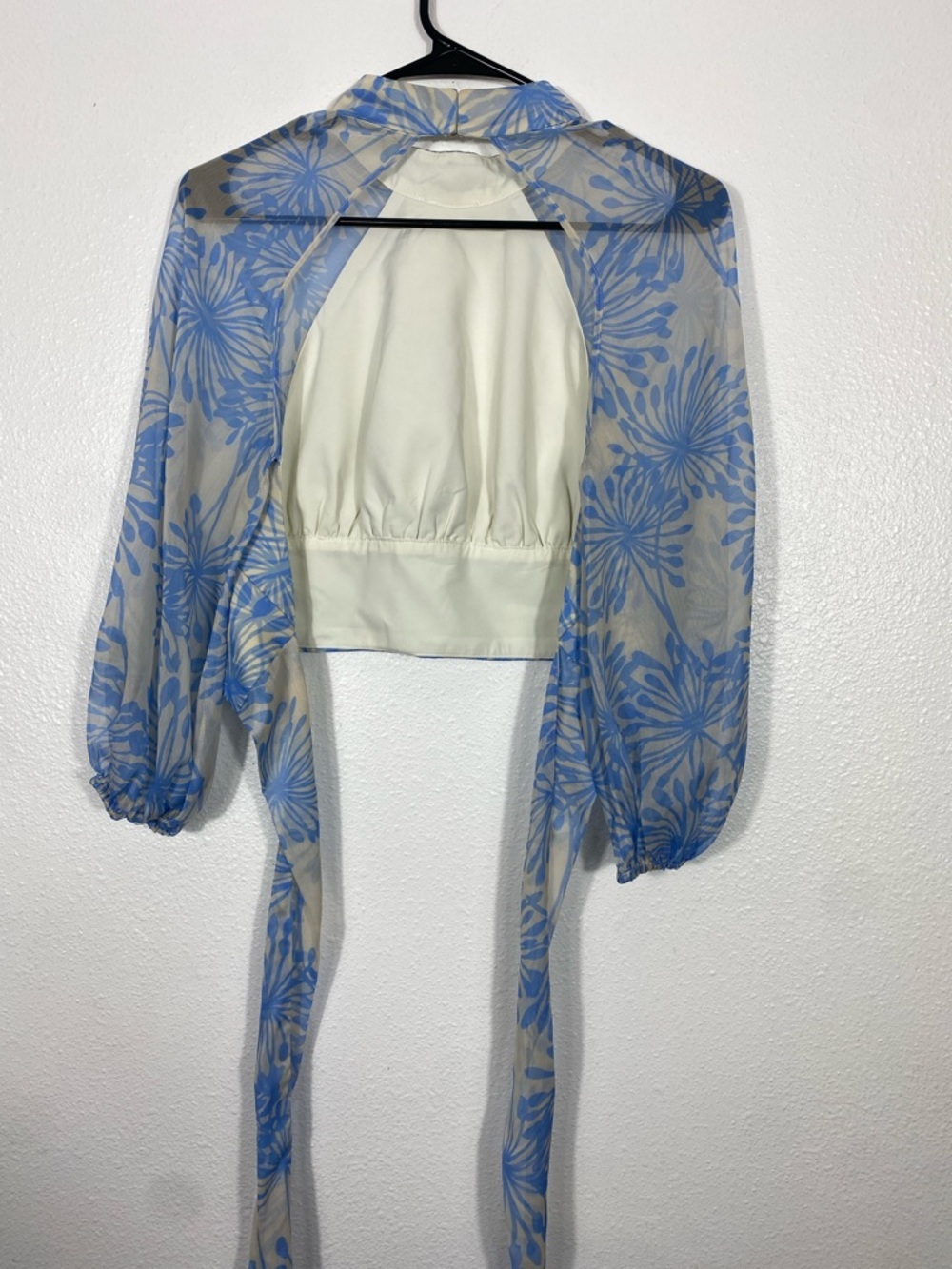 Amanda Uprichard Light Blue Floral Sheer Tie-Waist Crop Top Size S - Picture 8 of 16